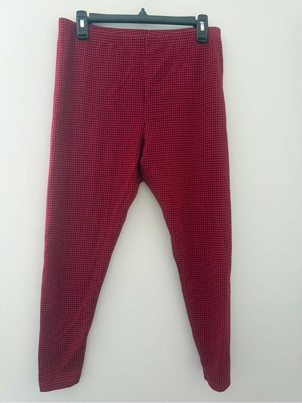 J Jill Red and black check houndstooth Pima ankle leggings size large